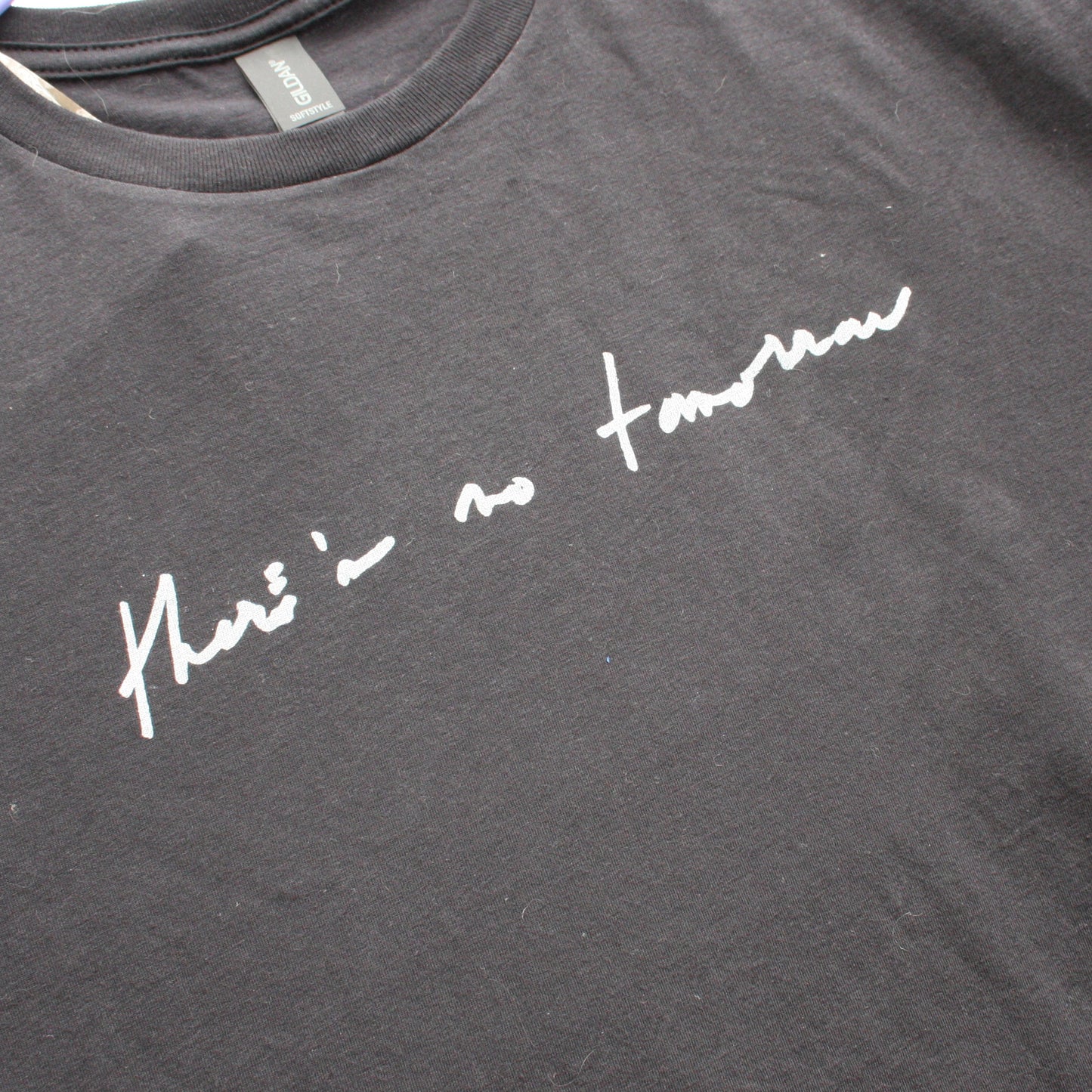 "Bubble net" - "There's no tomorrow" LYRIC TEE, handwritten by Kristin Hersh!!