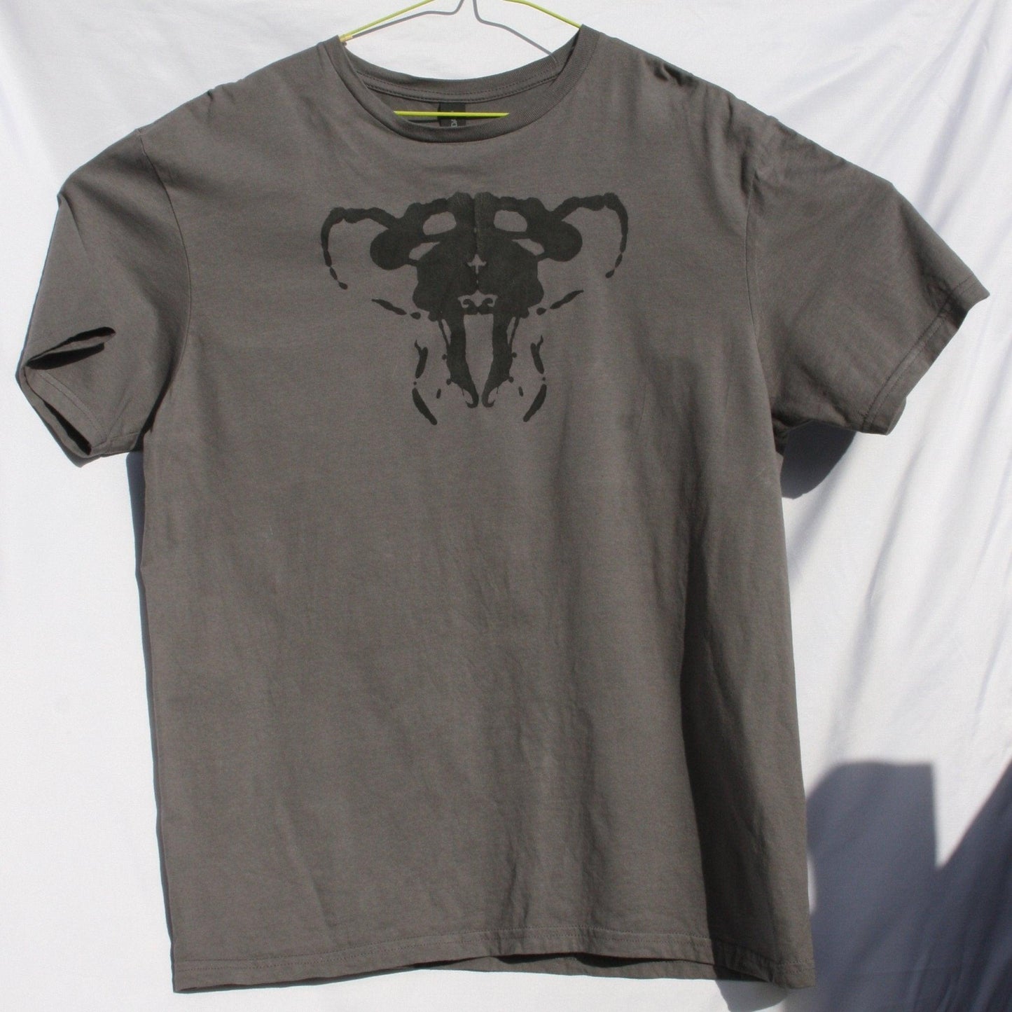 Rorschach, Charcoal cotton T-Shirt with Black ink blot - Large #1 (RCH B L1) - ElRatDesigns - T Shirt