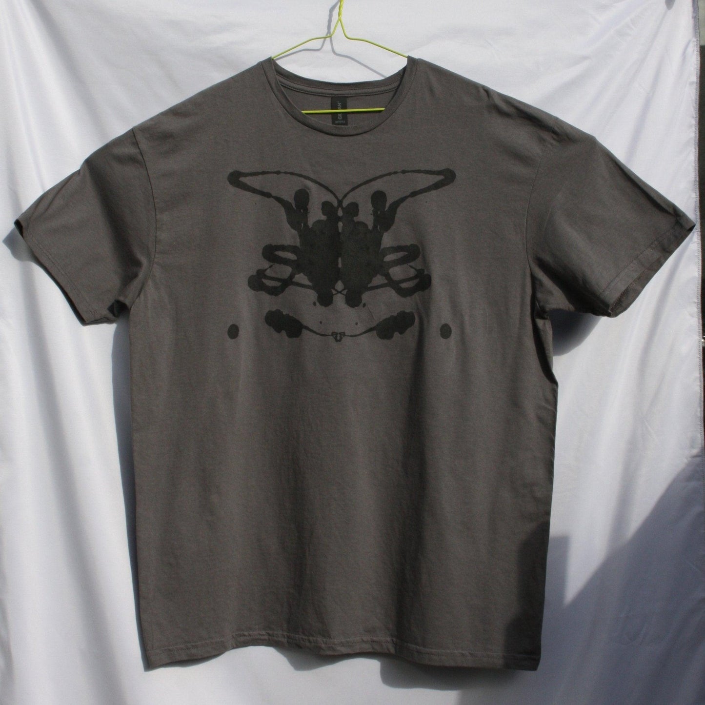 Rorschach, Charcoal cotton T-Shirt with Black ink blot - XL #1 (RCH B XL1) - ElRatDesigns - T Shirt