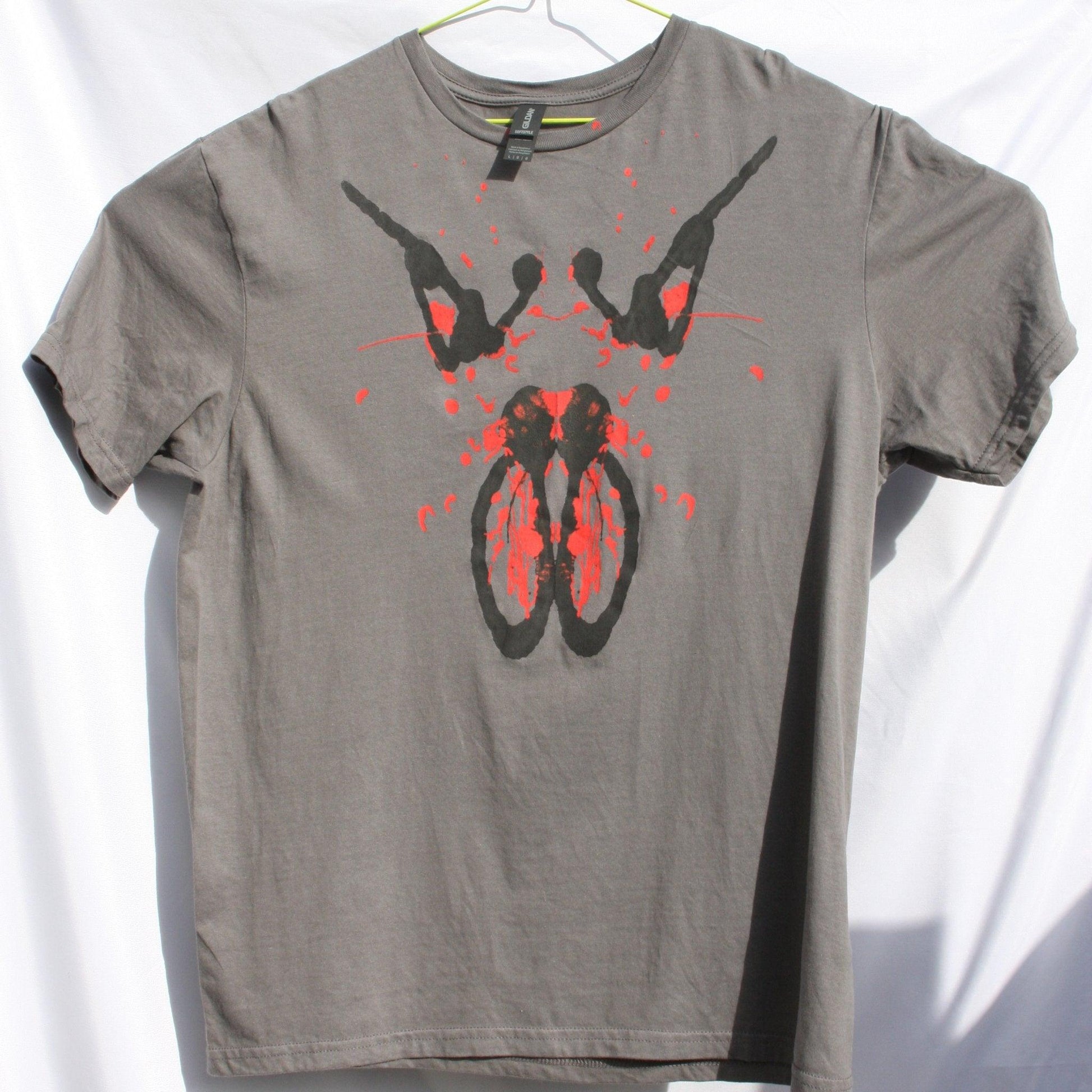 Rorschach, Charcoal cotton T-Shirt with Black & Red ink blot - Large #1 (RCH BR L1) - ElRatDesigns - T Shirt