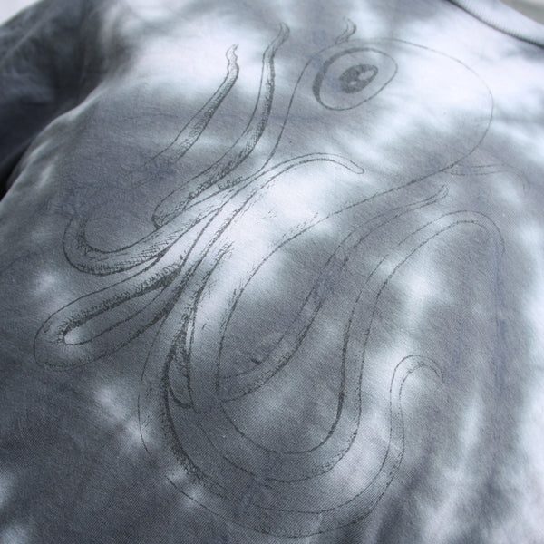 Octoclops Hand-Drawn Cephalopod Tee - Small #2 Misprint - White/Black Tie-Dye | ElRat Designs