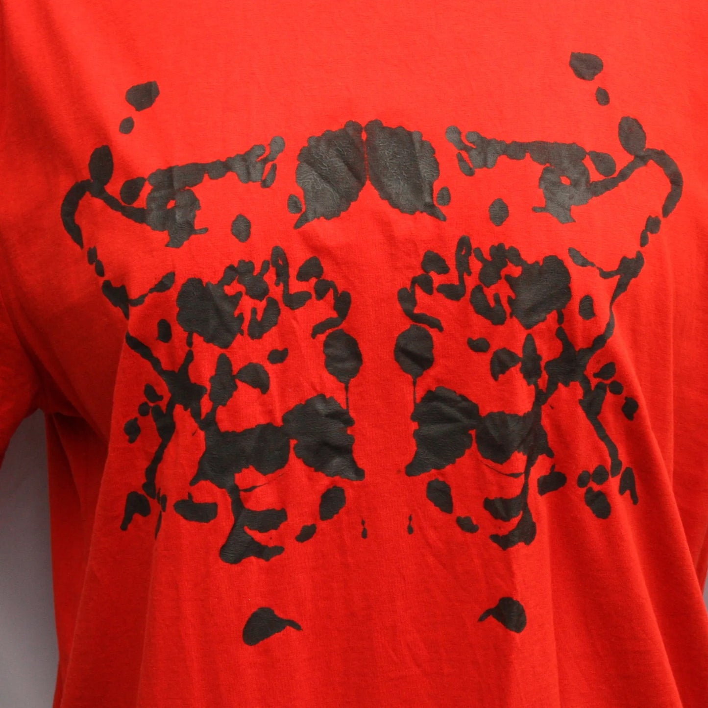 Rorschach, Red cotton T-Shirt with Black ink blot  - 3XL #1 (RR B 3XL1)