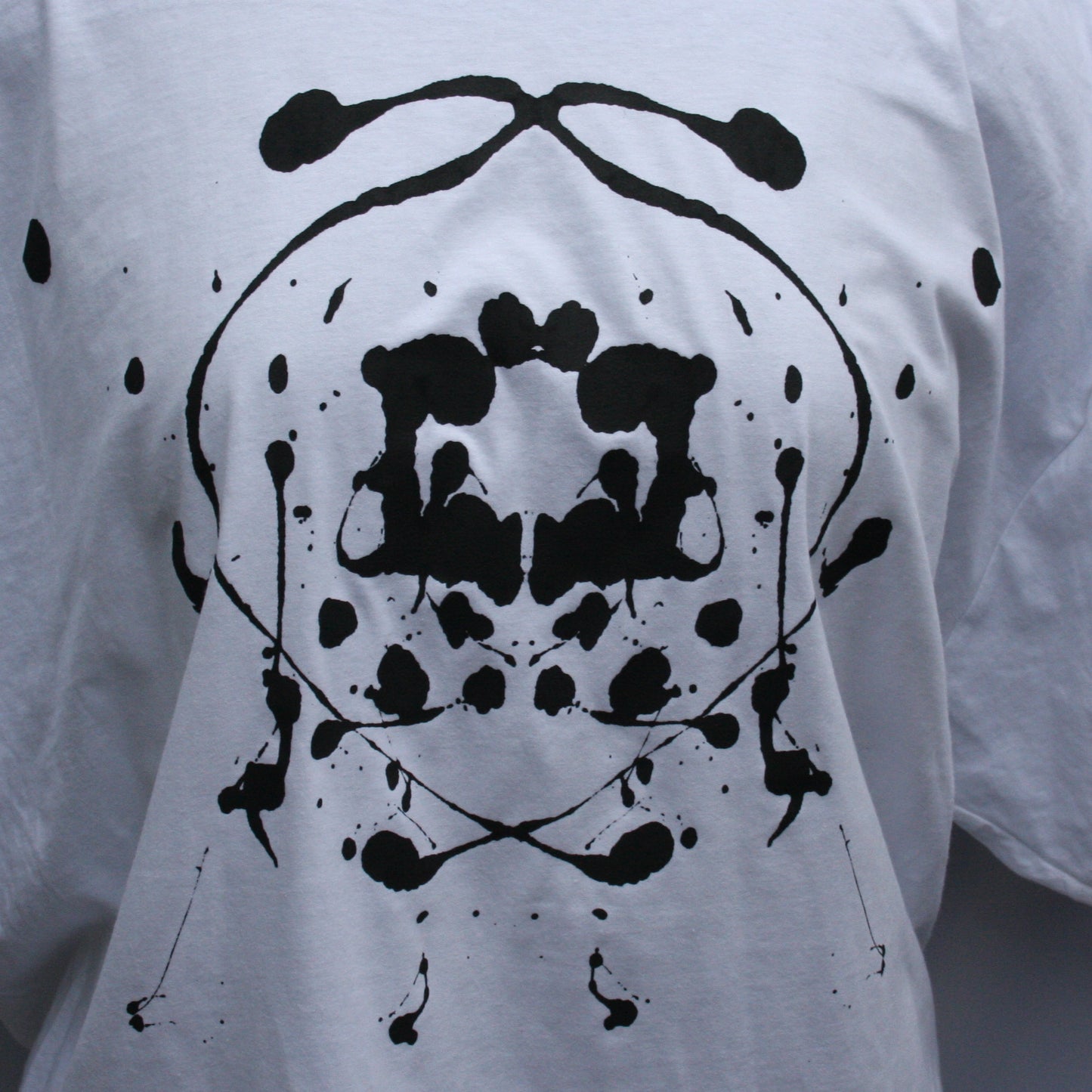 Rorschach, White cotton T-Shirt with Black ink blot - 4XL #1 (RW B 4XL1) - ElRatDesigns - T Shirt