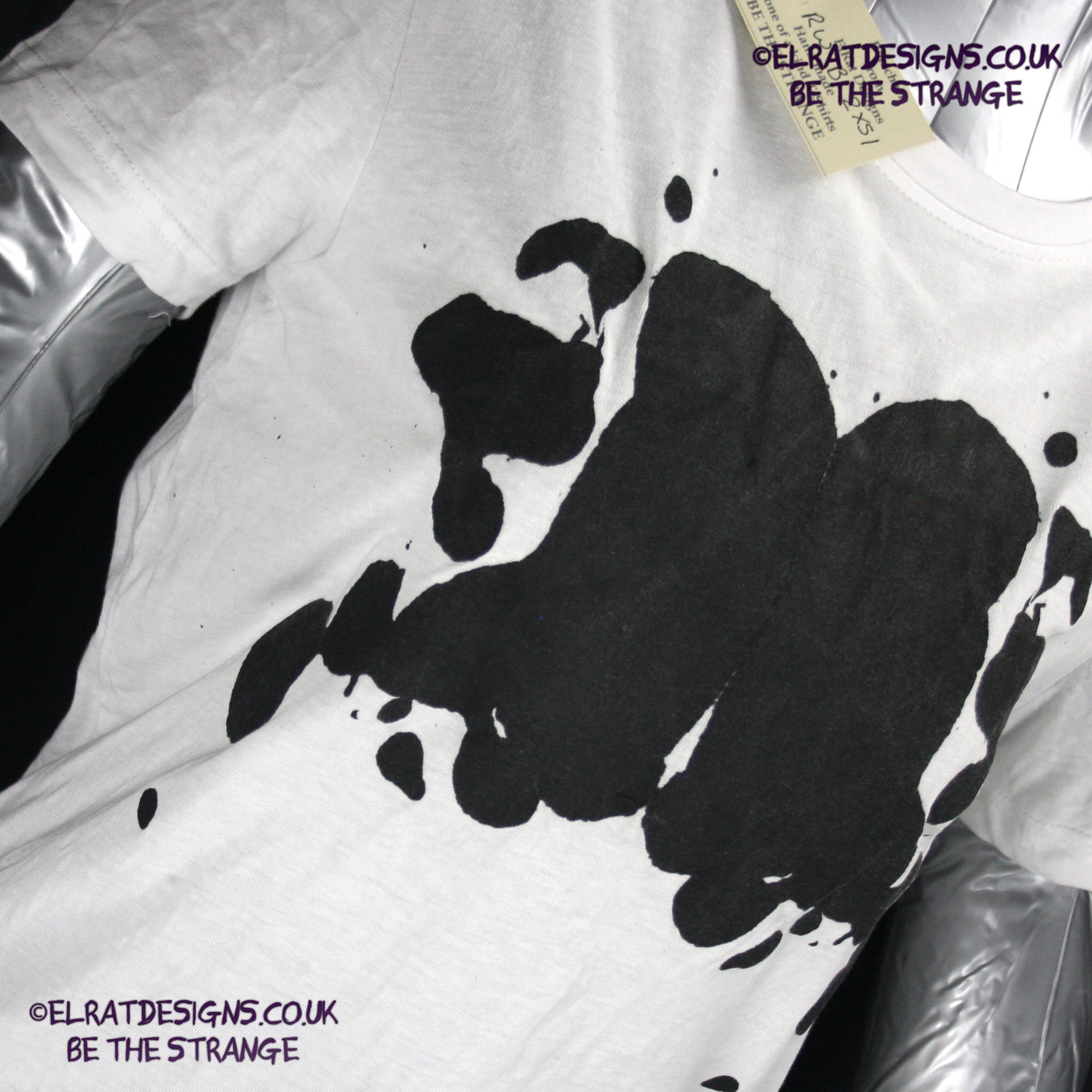 Rorschach, White cotton T-Shirt with Black ink blot - 2X Small #1 (RW B 2XS1) - ElRatDesigns - elratdesigns.co.uk