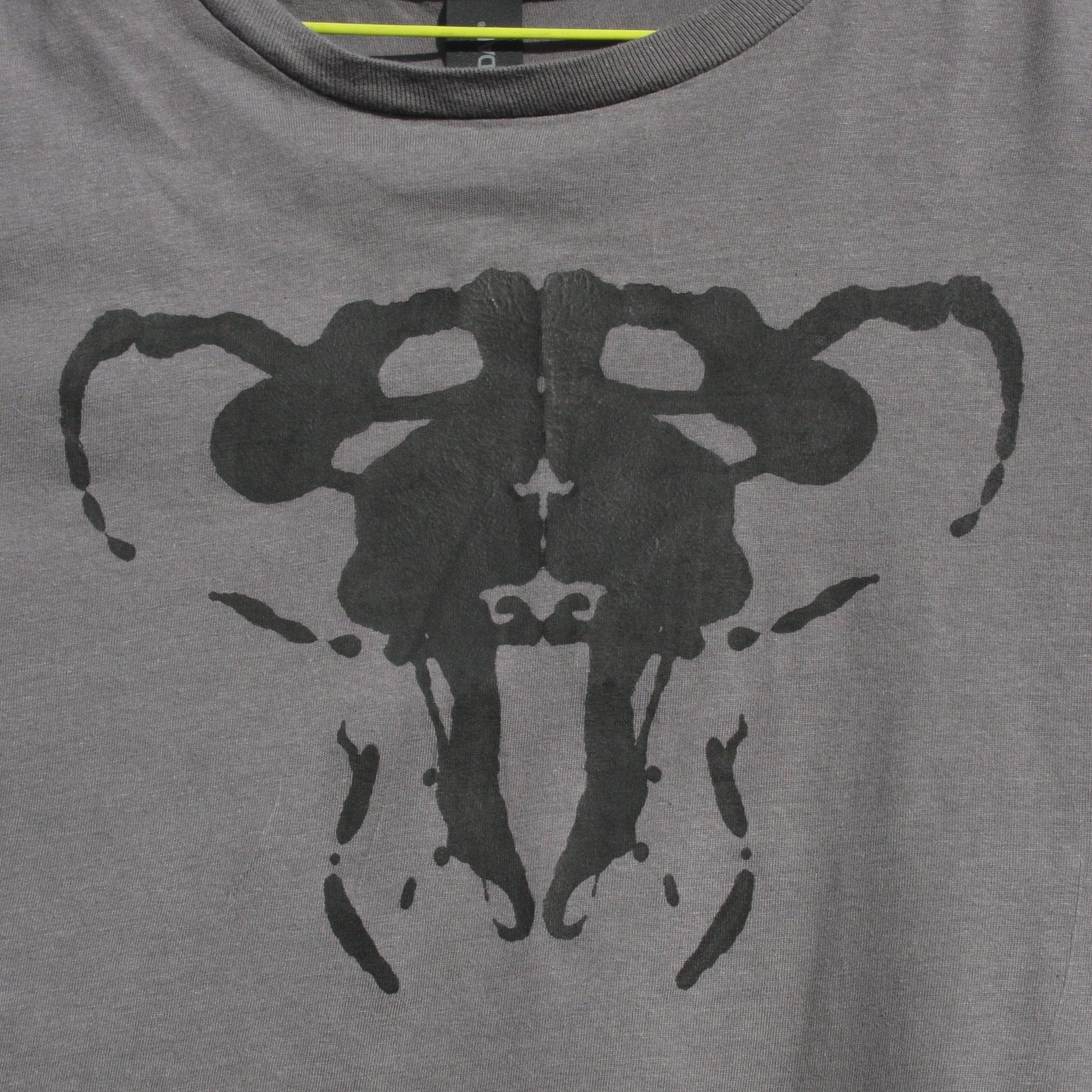 Rorschach, Charcoal cotton T-Shirt with Black ink blot - Large #1 (RCH B L1) - ElRatDesigns - T Shirt