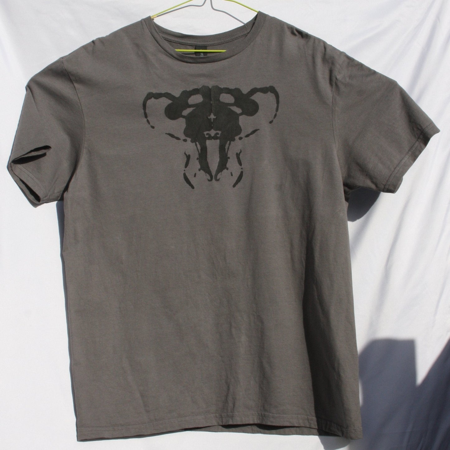 Rorschach, Charcoal cotton T-Shirt with Black ink blot - Large #1 (RCH B L1) - ElRatDesigns - T Shirt