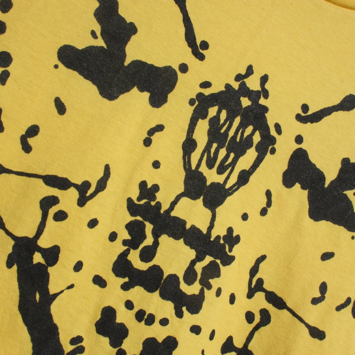 Rorschach, Yellow cotton T-Shirt with Black ink blot - L #1 (RY B L1) - ElRatDesigns - T Shirt