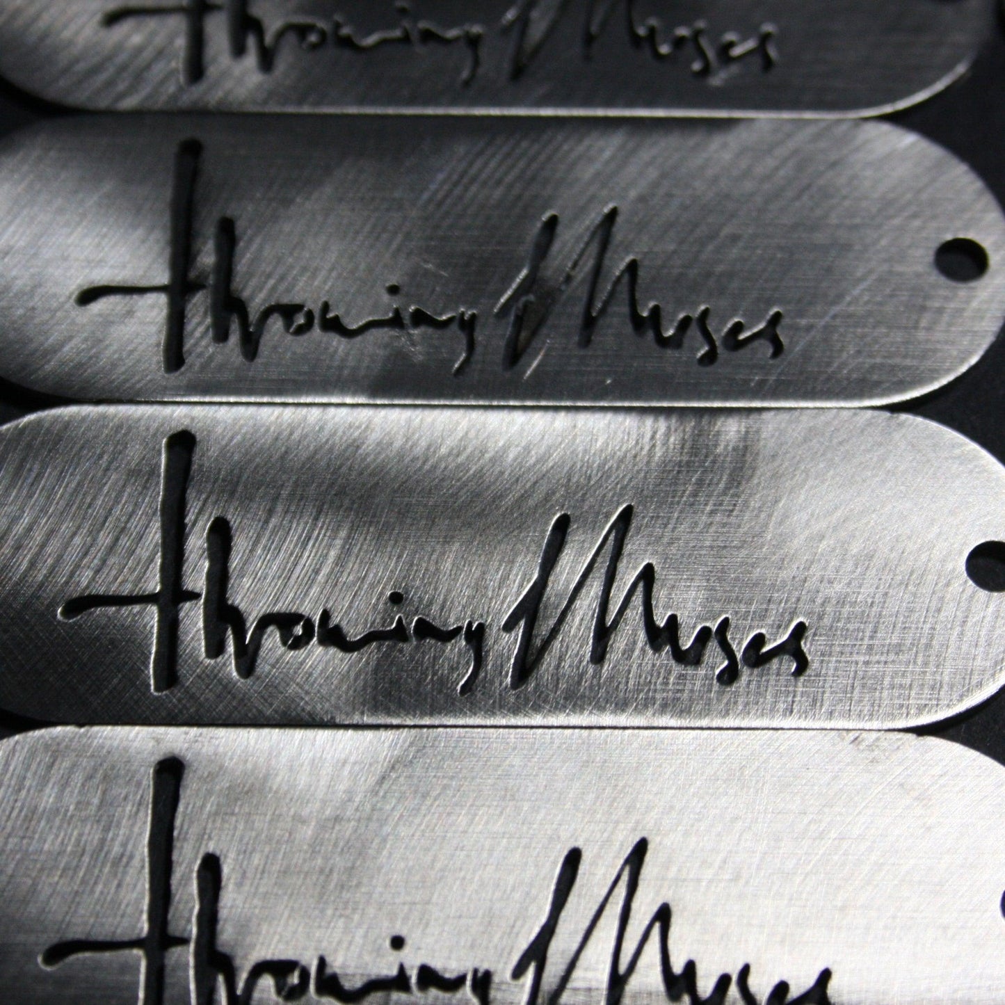 Throwing Muses 1986 logo - CNC laser cut, stainless steel keyring/keychain - ElRatDesigns - Keyring